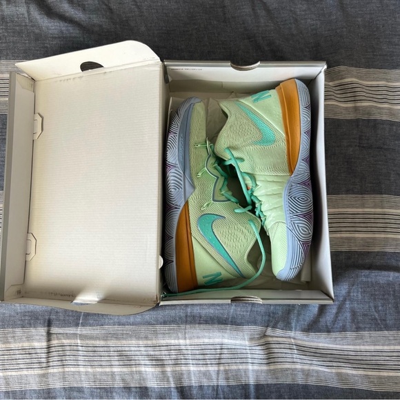 Nike Kyrie 5 Squidward with original box - Picture 3 of 4